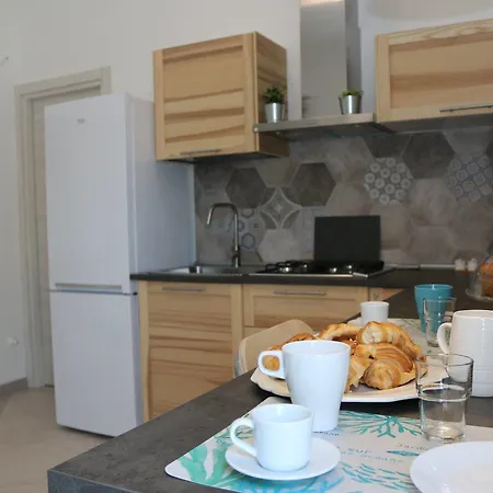 Sole Mare Vento مارودجو